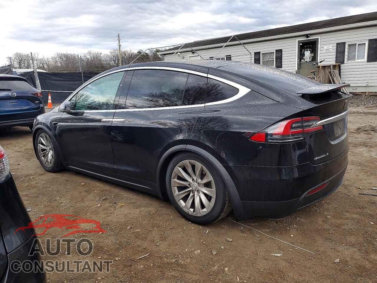 TESLA MODEL X 2017 - 5YJXCBE28HF048046