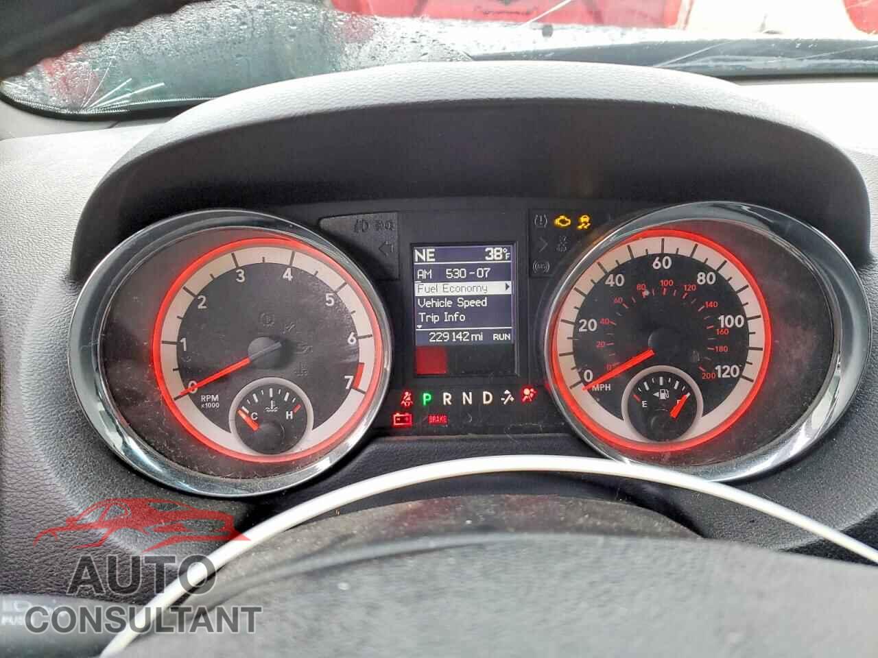 DODGE CARAVAN 2012 - 2C4RDGEG1CR200941