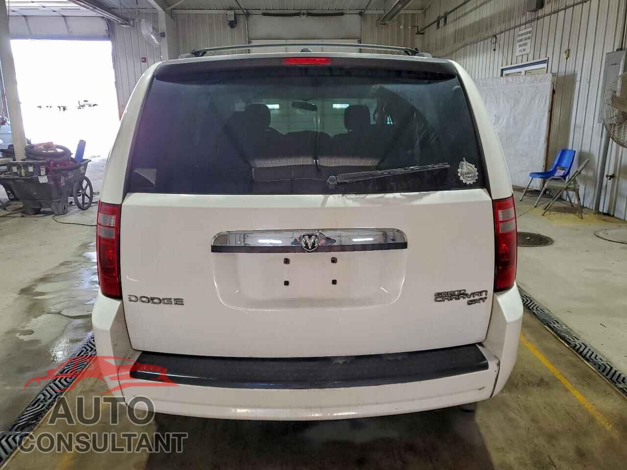 DODGE CARAVAN 2010 - 2D4RN5D10AR121324
