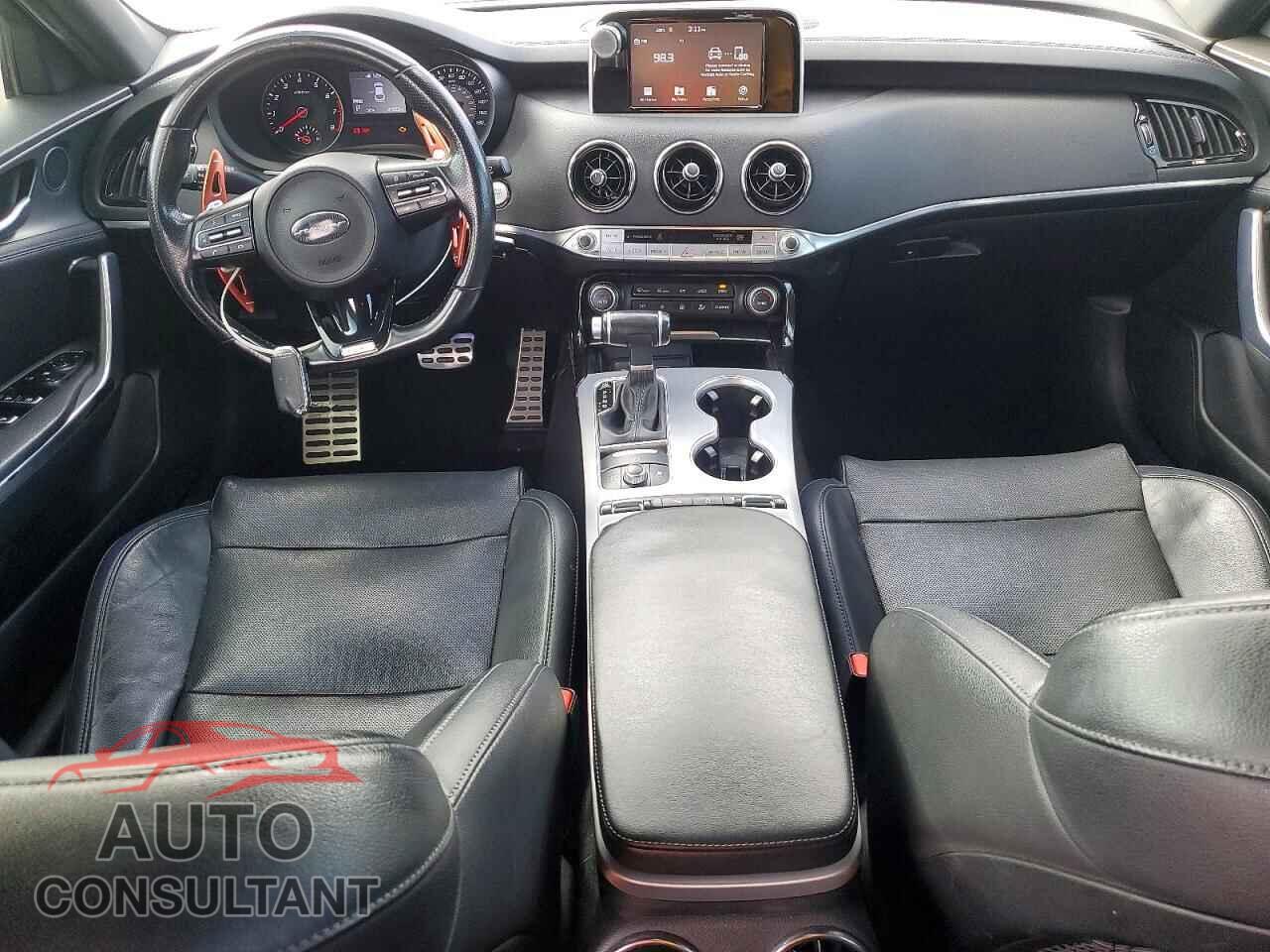 KIA STINGER 2020 - KNAE35LC3L6076116