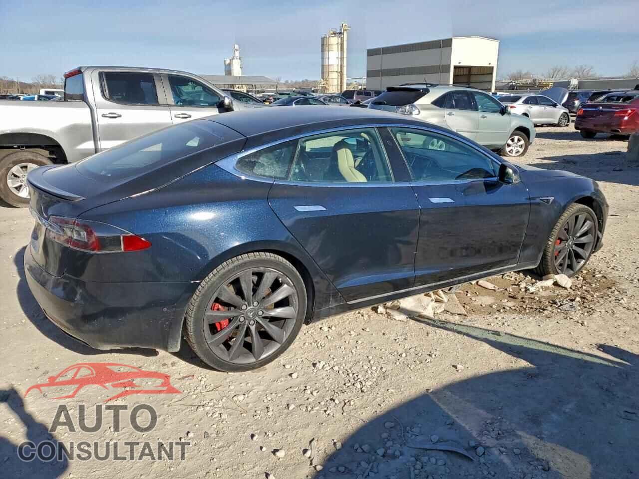 TESLA MODEL S 2017 - 5YJSA1E4XHF200789