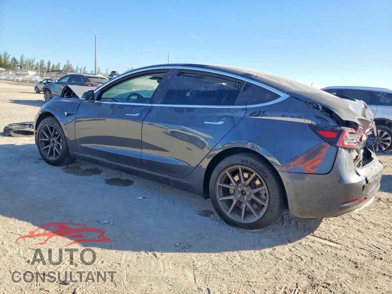 TESLA MODEL 3 2019 - 5YJ3E1EB7KF390923