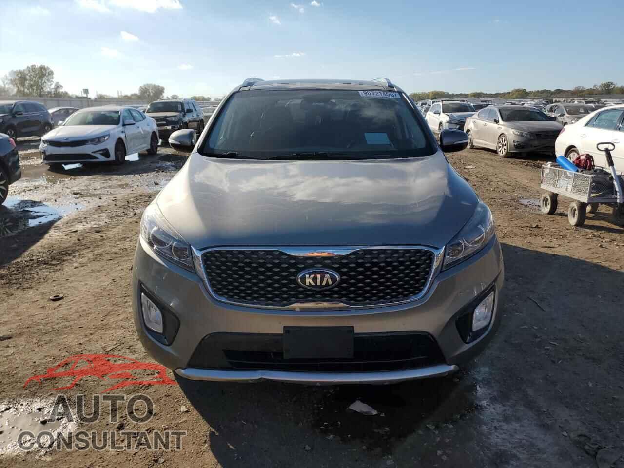 KIA SORENTO 2018 - 5XYPKDA57JG417444