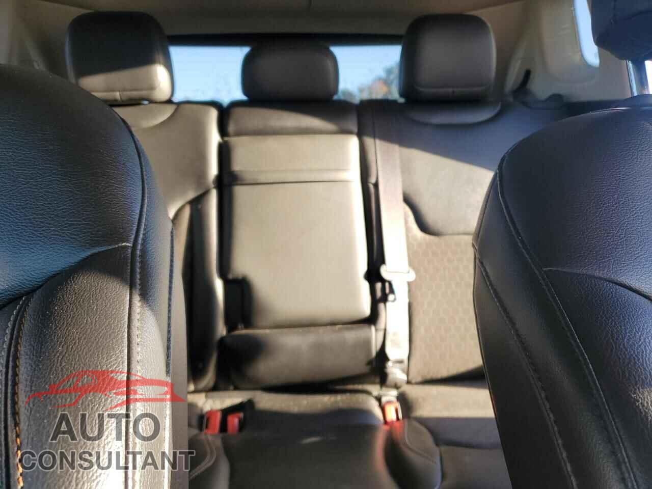 JEEP COMPASS 2017 - 3C4NJDBB0HT679548