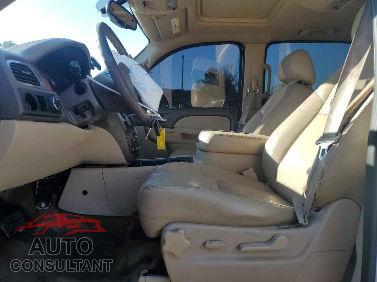 CHEVROLET AVALANCHE 2011 - 3GNTKFE34BG151636
