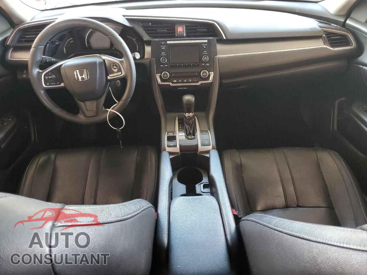 HONDA CIVIC 2018 - 2HGFC2F50JH567775