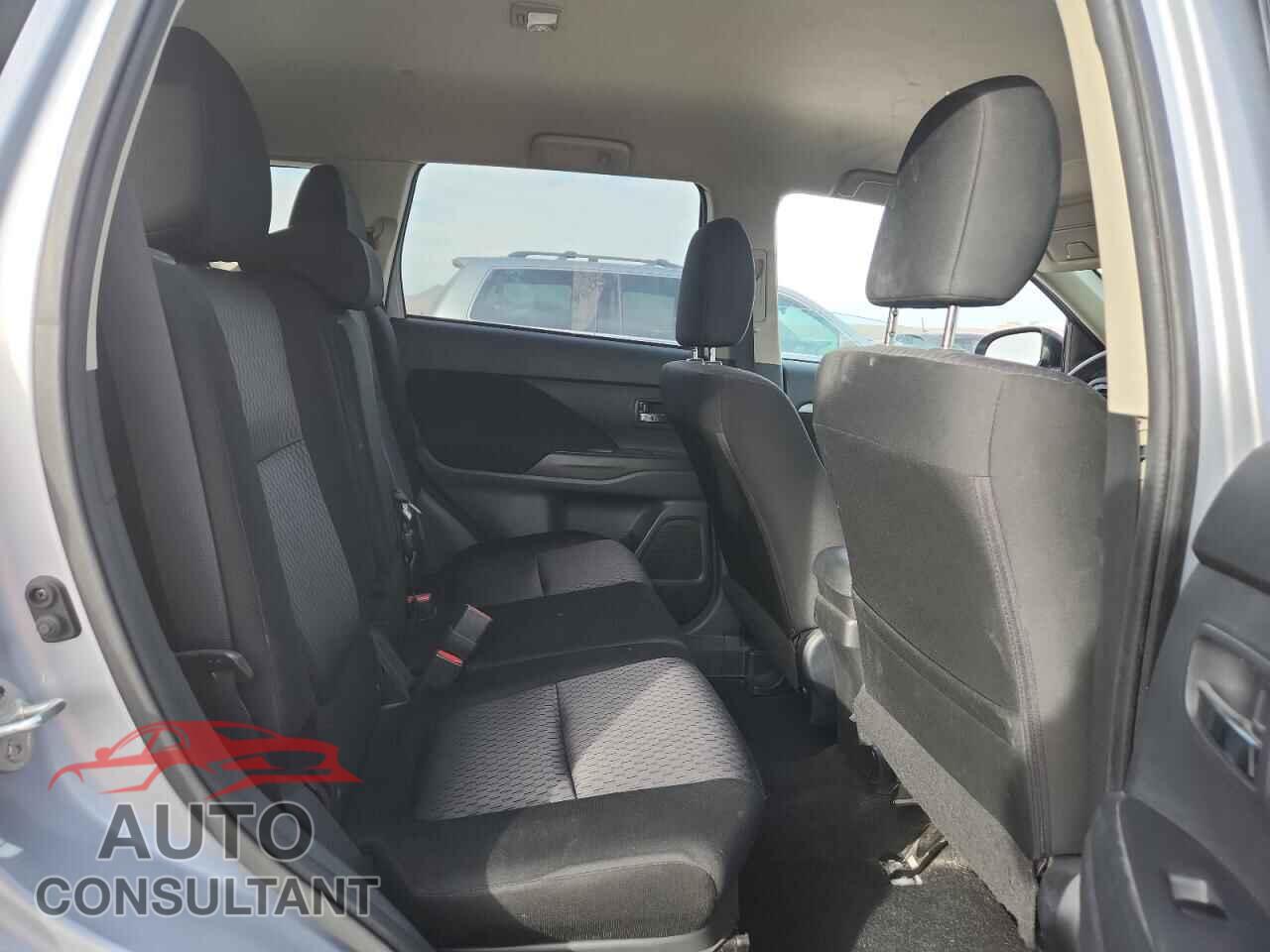 MITSUBISHI OUTLANDER 2014 - JA4AD2A38EZ007787