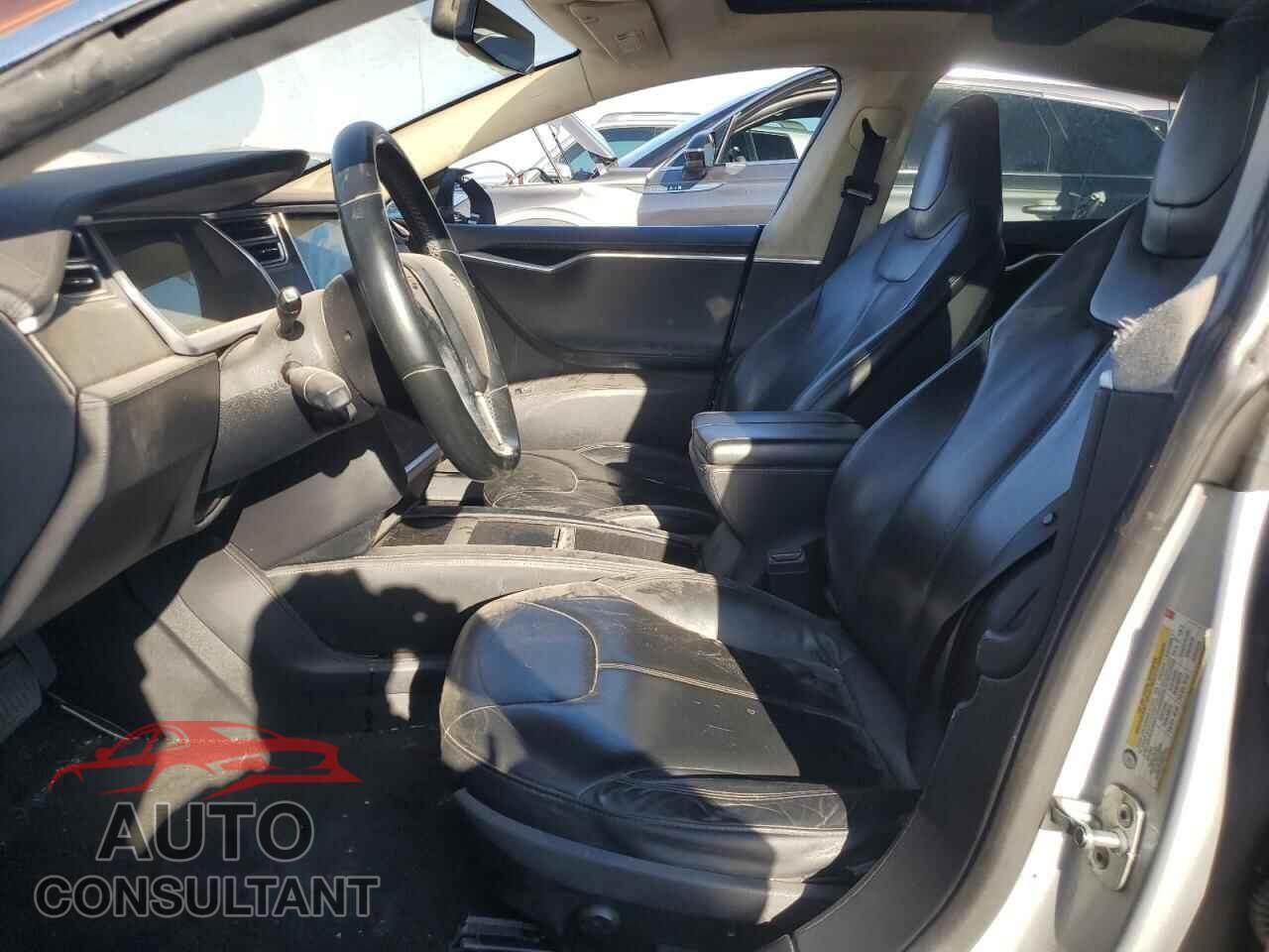 TESLA MODEL S 2013 - 5YJSA1AG9DFP12800