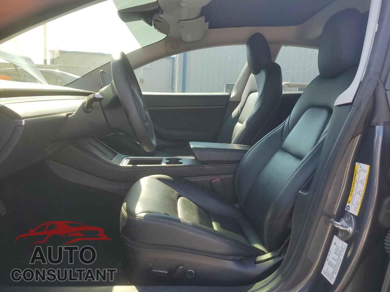 TESLA MODEL 3 2021 - 5YJ3E1EA4MF851070
