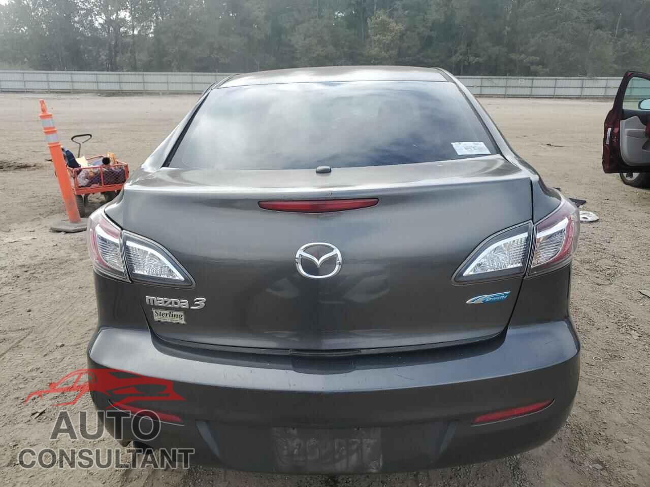 MAZDA 3 2012 - JM1BL1V72C1679764