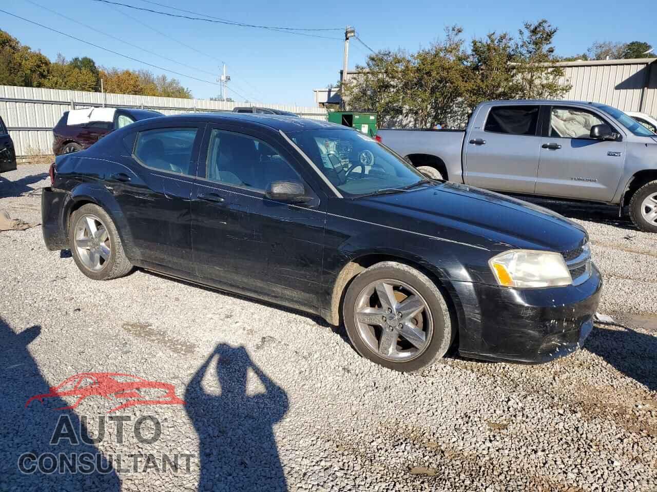 DODGE AVENGER 2011 - 1B3BD2FBXBN544823