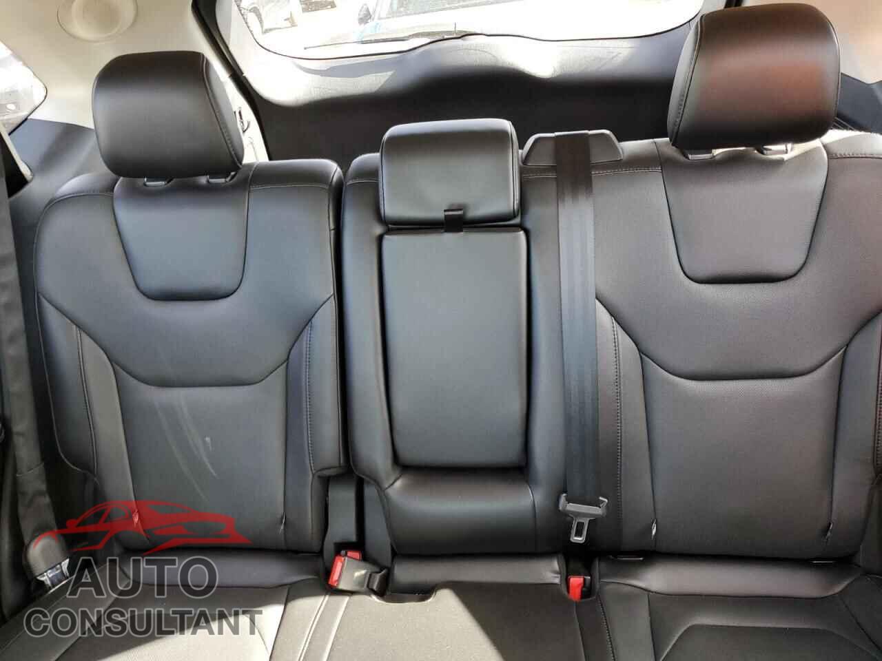 FORD EDGE 2017 - 2FMPK4K82HBB70983