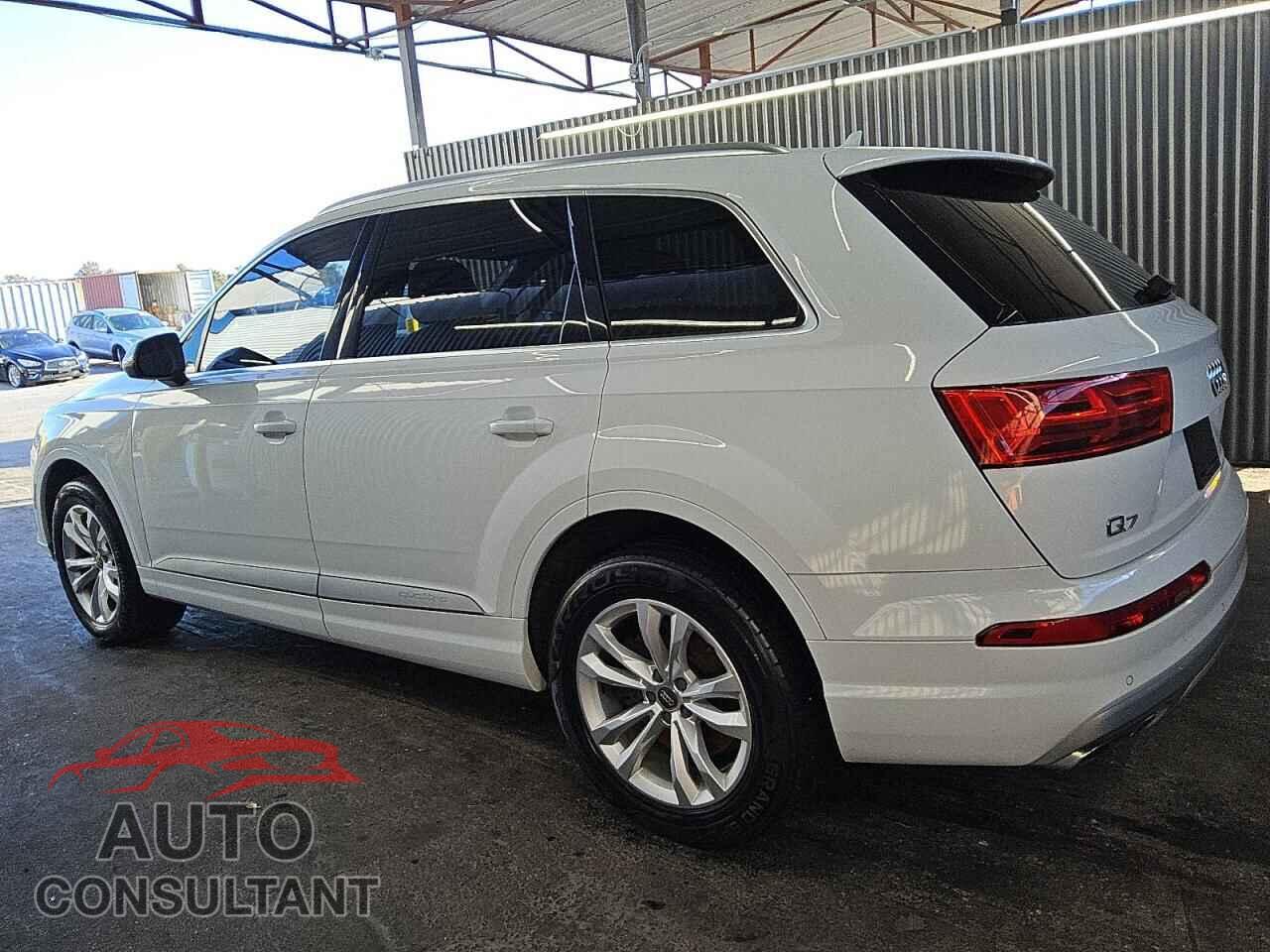 AUDI Q7 2017 - WA1LAAF79HD030200
