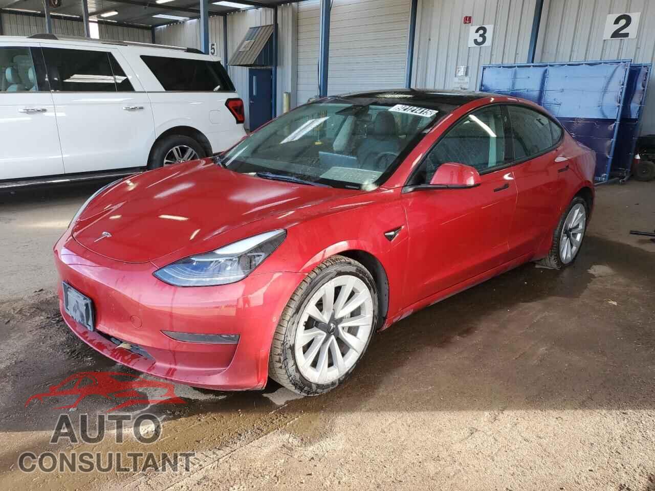TESLA MODEL 3 2022 - 5YJ3E1EA0NF304105