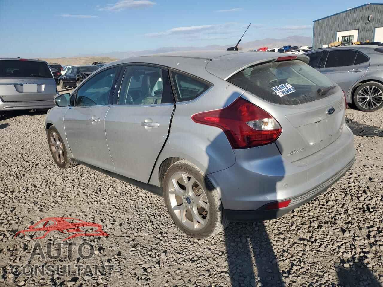 FORD FOCUS 2013 - 1FADP3N23DL348216