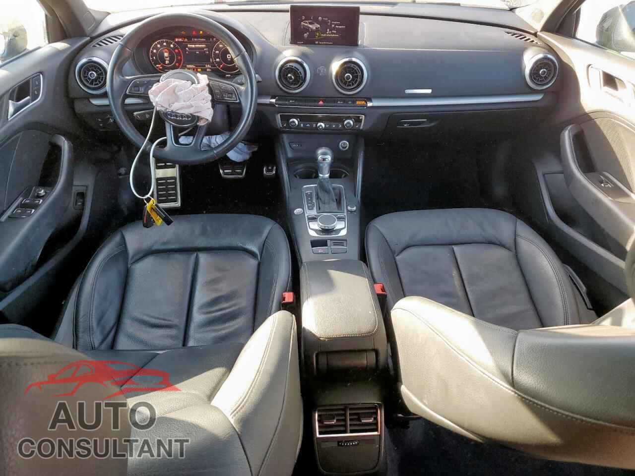 AUDI A3 2018 - WAUAUGFF5J1082670