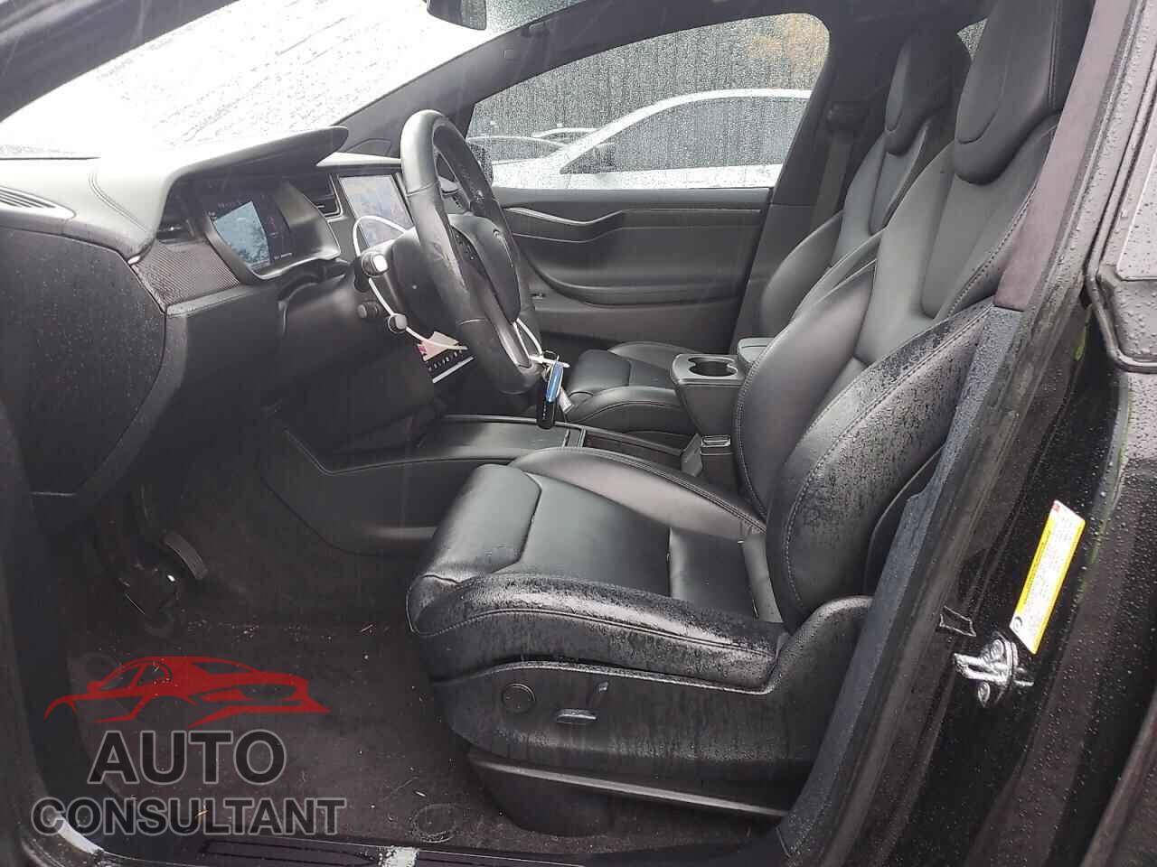 TESLA MODEL X 2019 - 5YJXCBE21KF197230