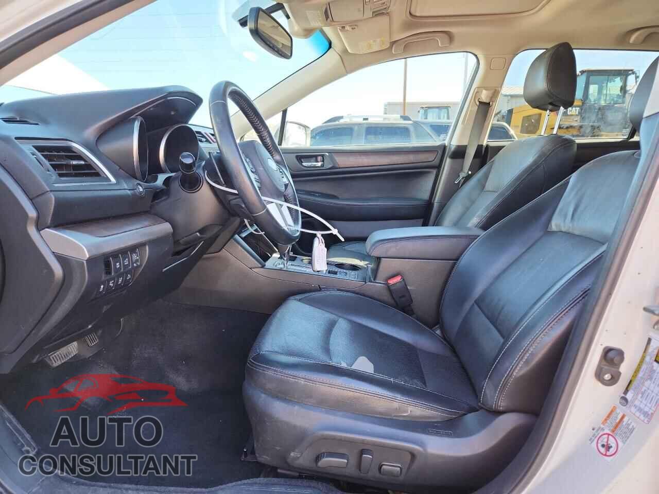 SUBARU OUTBACK 2015 - 4S4BSANC0F3220897
