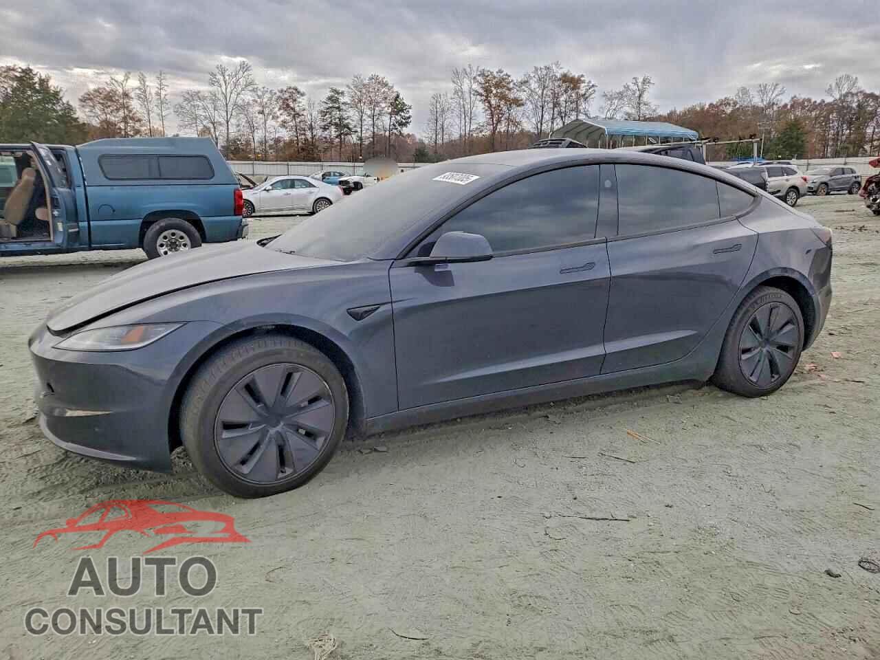 TESLA MODEL 3 2025 - 5YJ3E1EA7SF966159