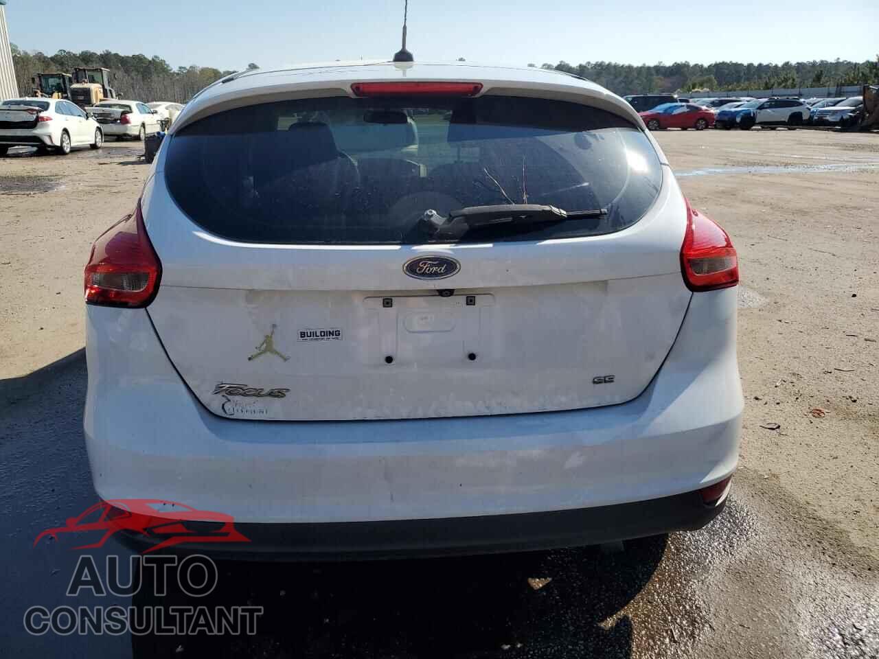 FORD FOCUS 2017 - 1FADP3K20HL251923
