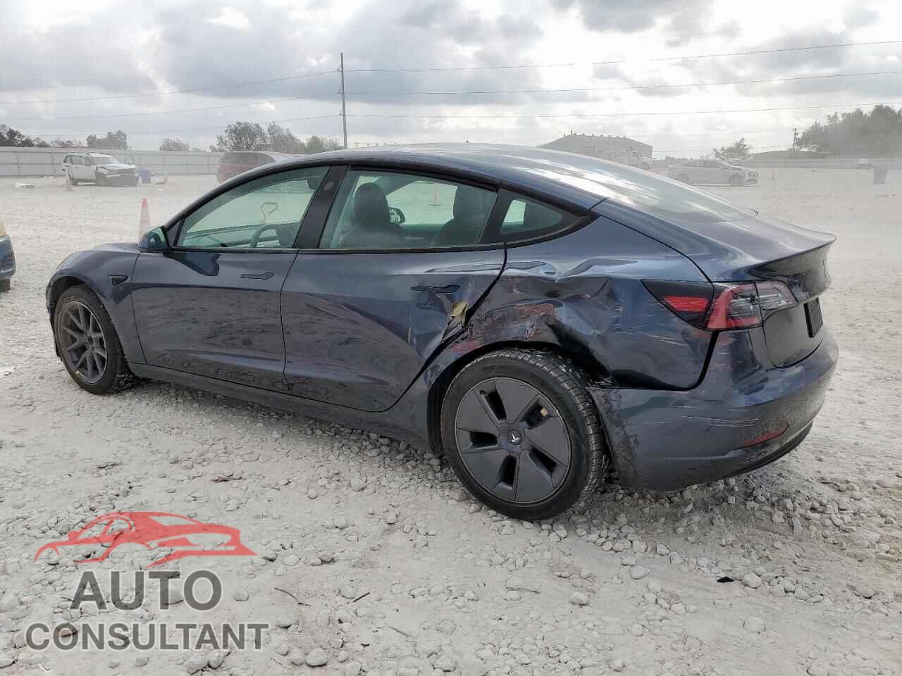 TESLA MODEL 3 2021 - 5YJ3E1EA8MF052134