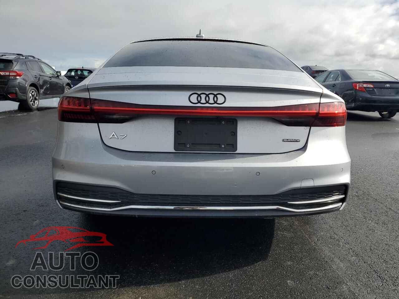 AUDI A7 2019 - WAUV2AF20KN111732