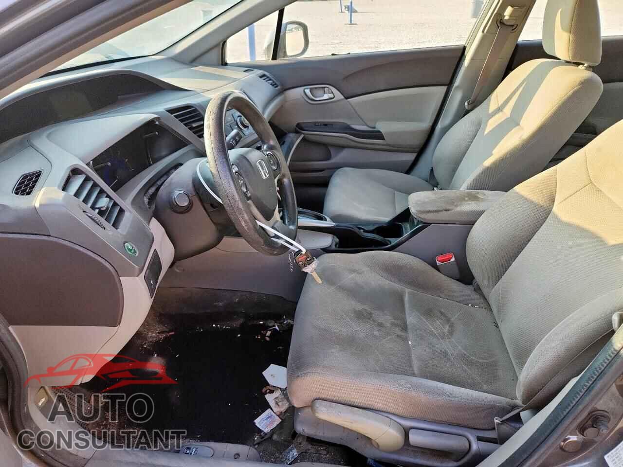 HONDA CIVIC 2012 - 2HGFB2F52CH608610