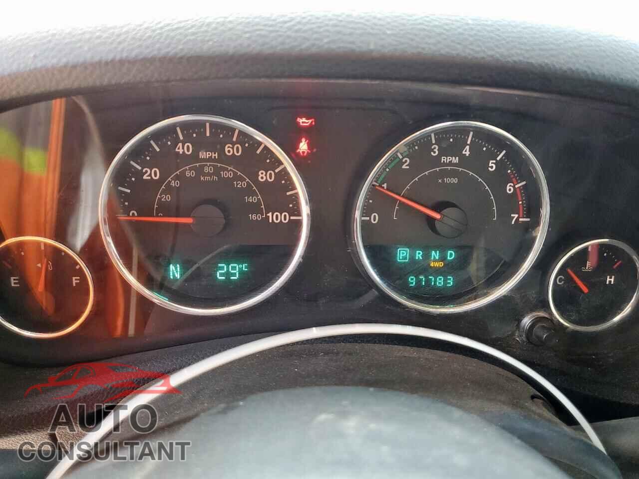 JEEP WRANGLER 2011 - 1J4AA2D17BL560061