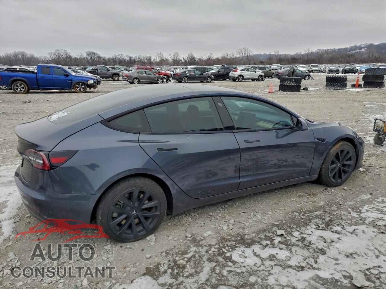 TESLA MODEL 3 2021 - 5YJ3E1EA2MF093357