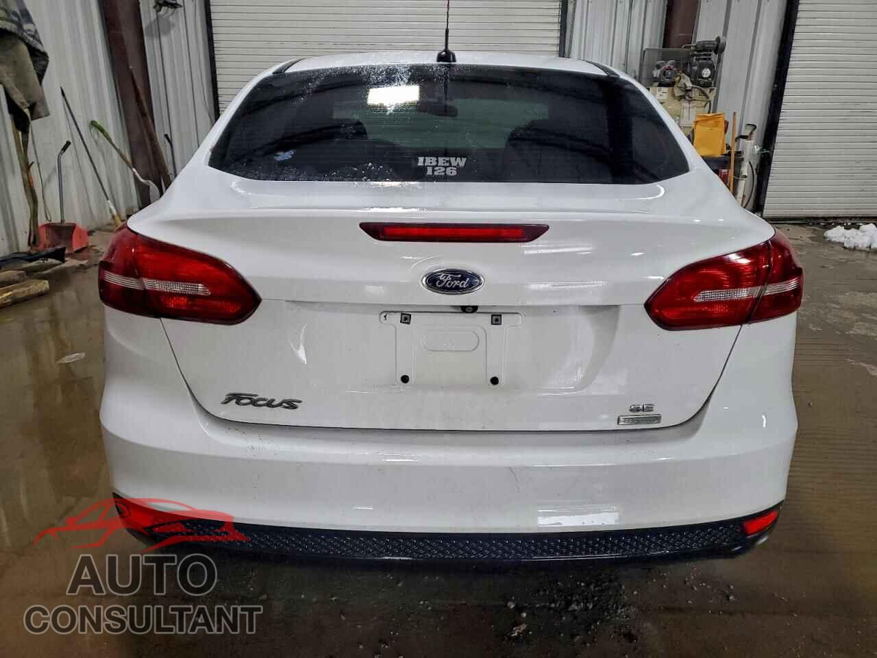 FORD FOCUS 2017 - 1FADP3FE8HL275939