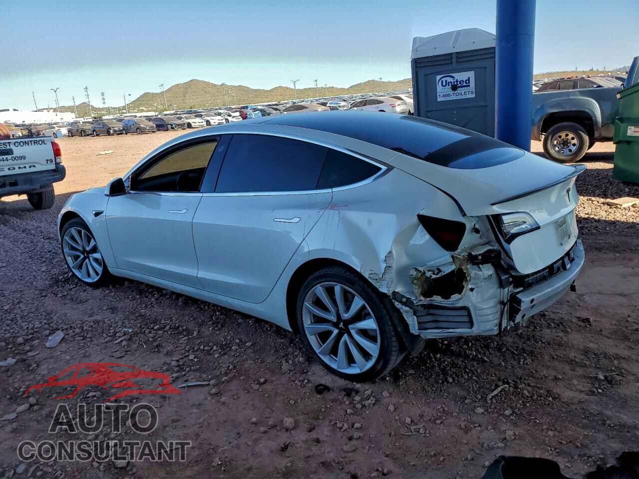 TESLA MODEL 3 2018 - 5YJ3E1EA1JF053573