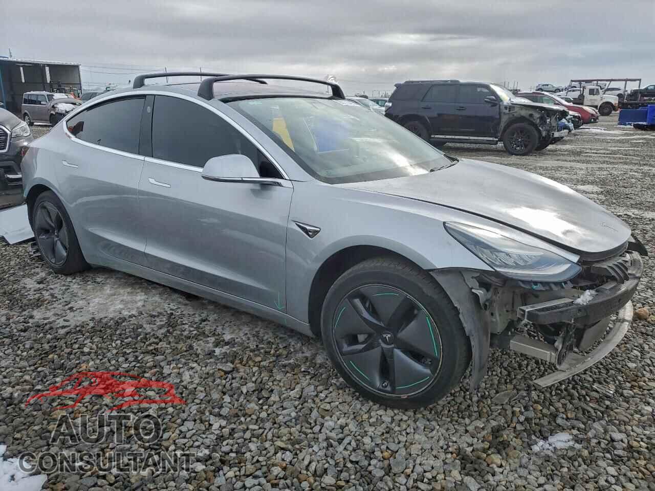 TESLA MODEL 3 2018 - 5YJ3E1EA1JF095368