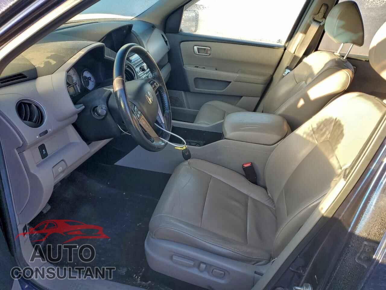 HONDA PILOT 2013 - 5FNYF4H52DB501701