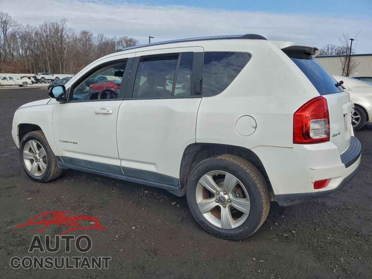 JEEP COMPASS 2011 - 1J4NF1FB5BD280023