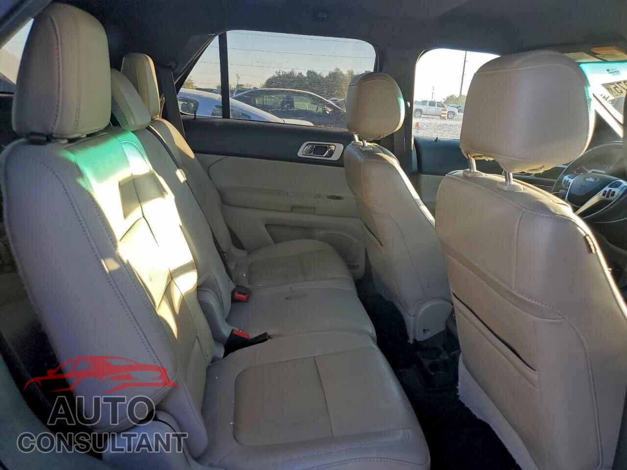 FORD EXPLORER 2015 - 1FM5K7D88FGB17958