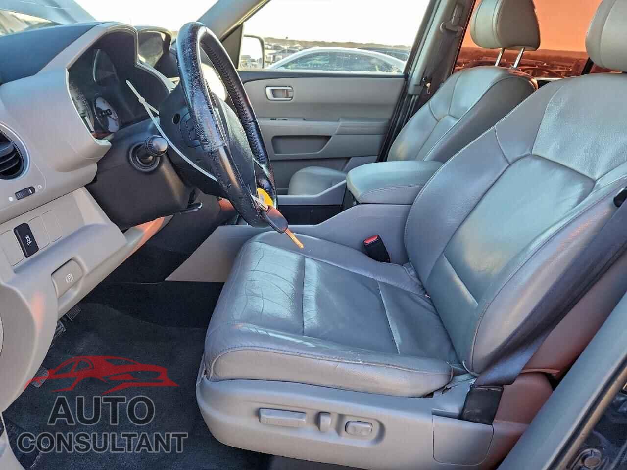 HONDA PILOT 2012 - 5FNYF3H69CB030583