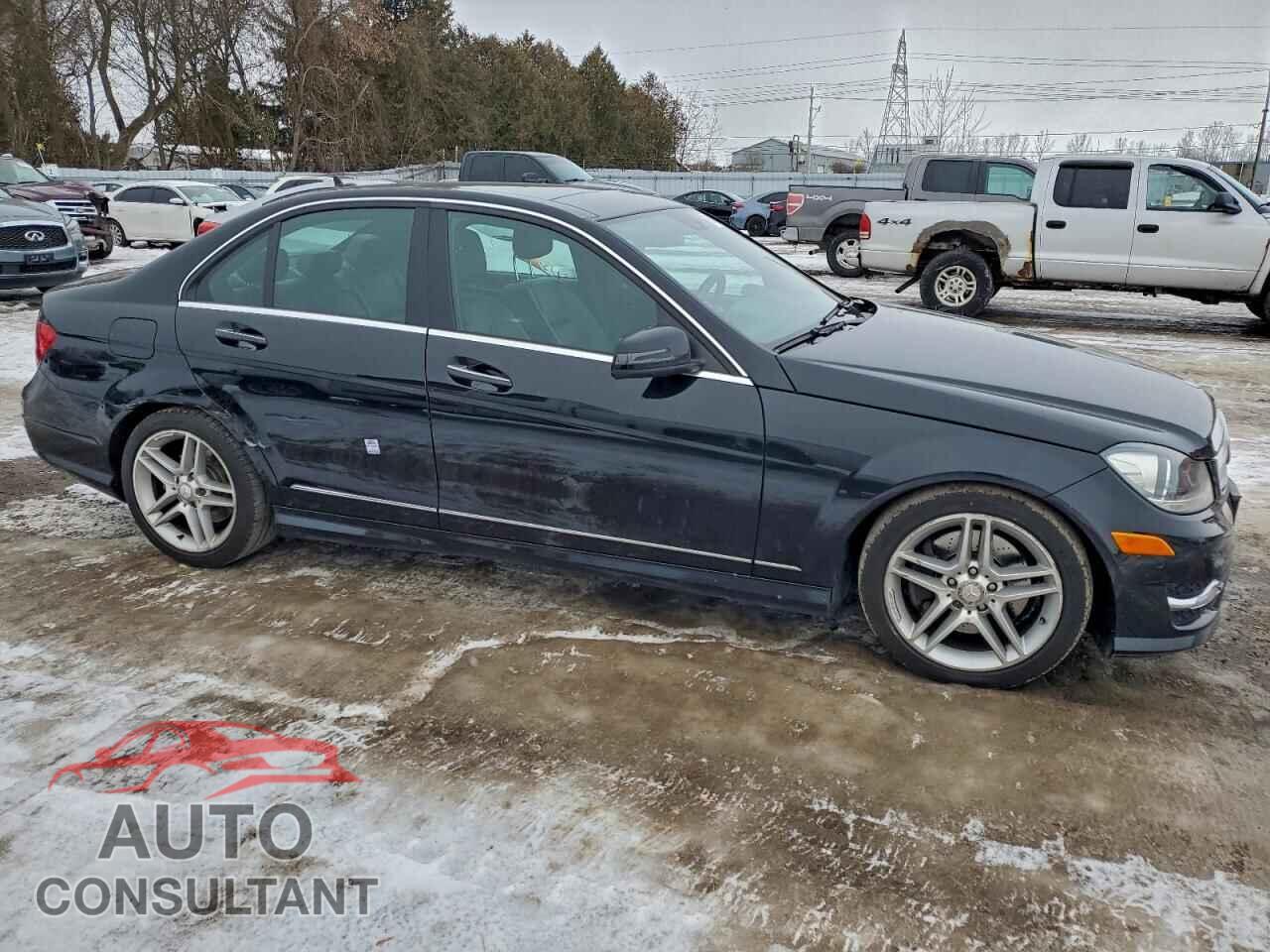 MERCEDES-BENZ C-CLASS 2012 - WDDGF8BB6CA604232