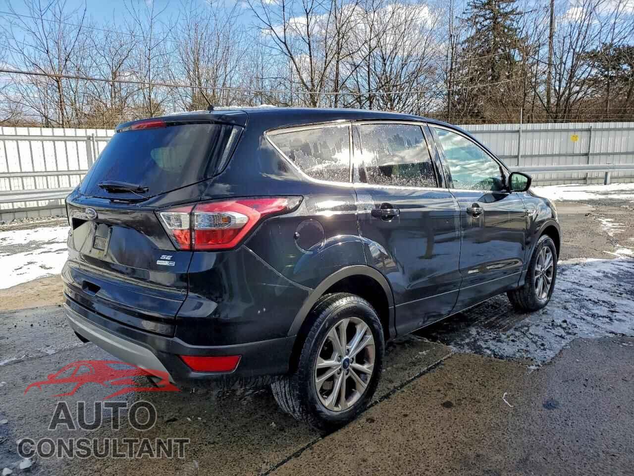 FORD ESCAPE 2017 - 1FMCU9GD2HUC04300