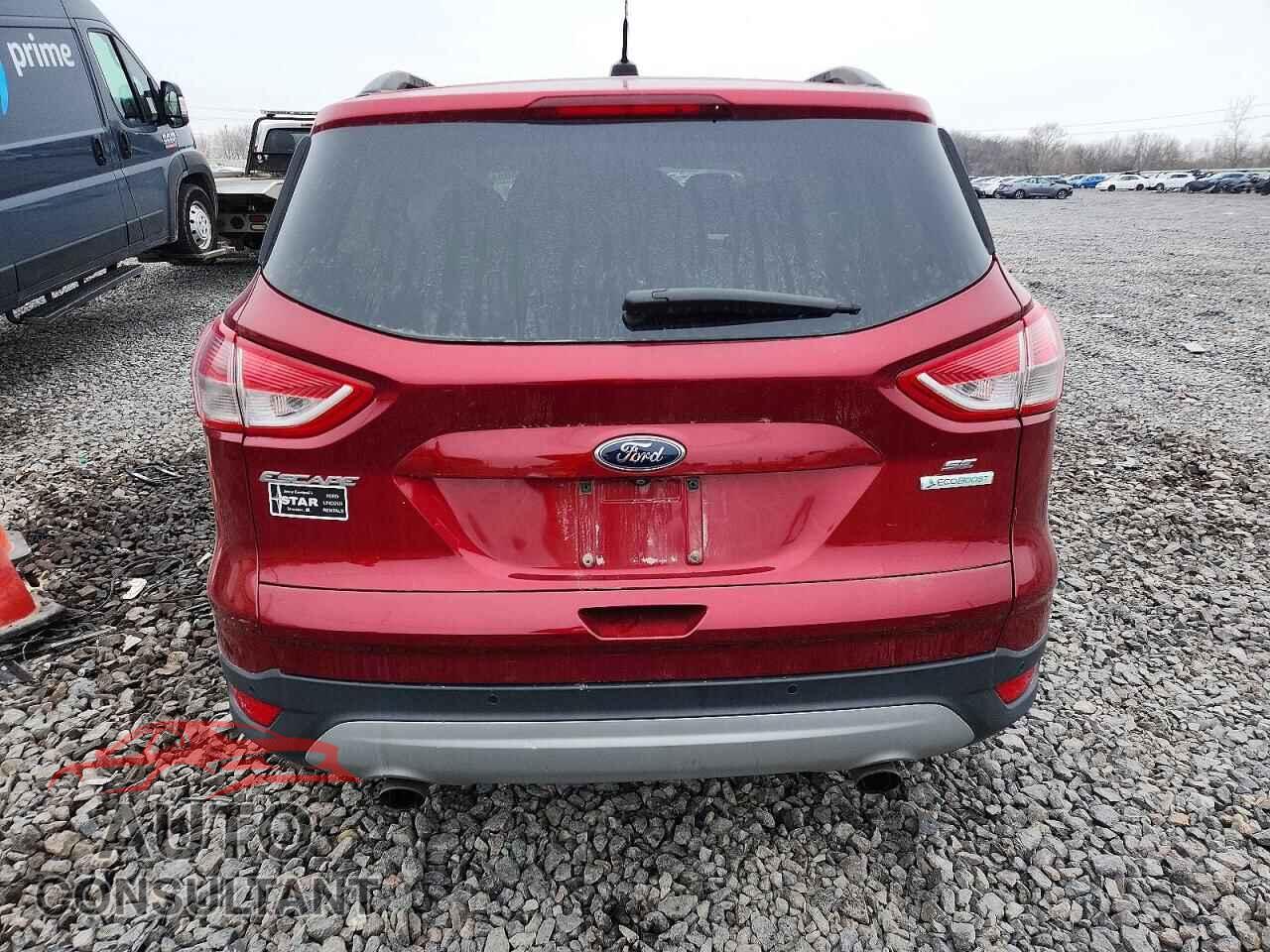 FORD ESCAPE 2016 - 1FMCU0GX1GUA18655