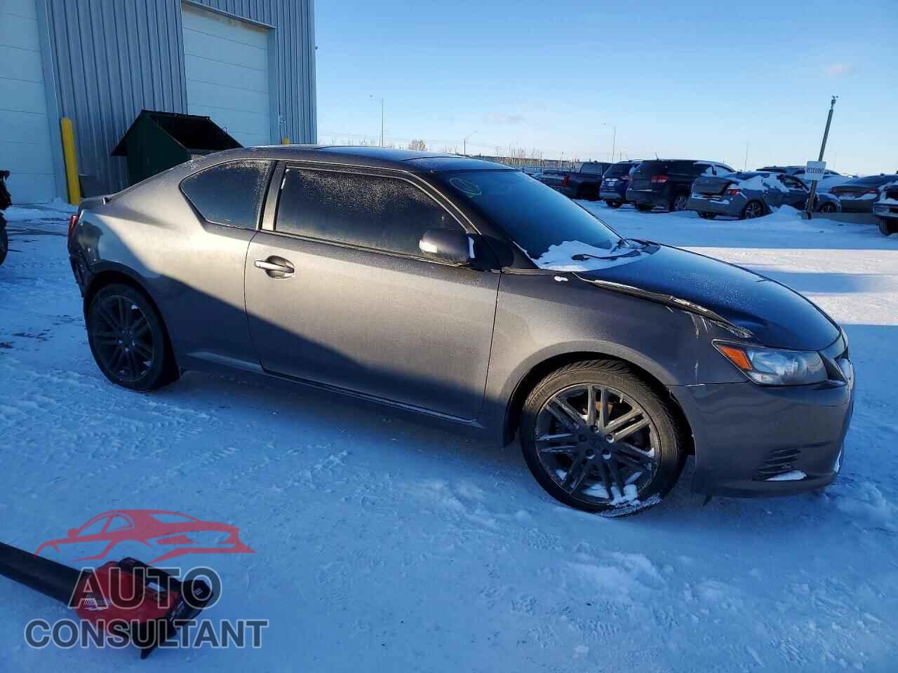 TOYOTA SCION 2012 - JTKJF5C70C3042110