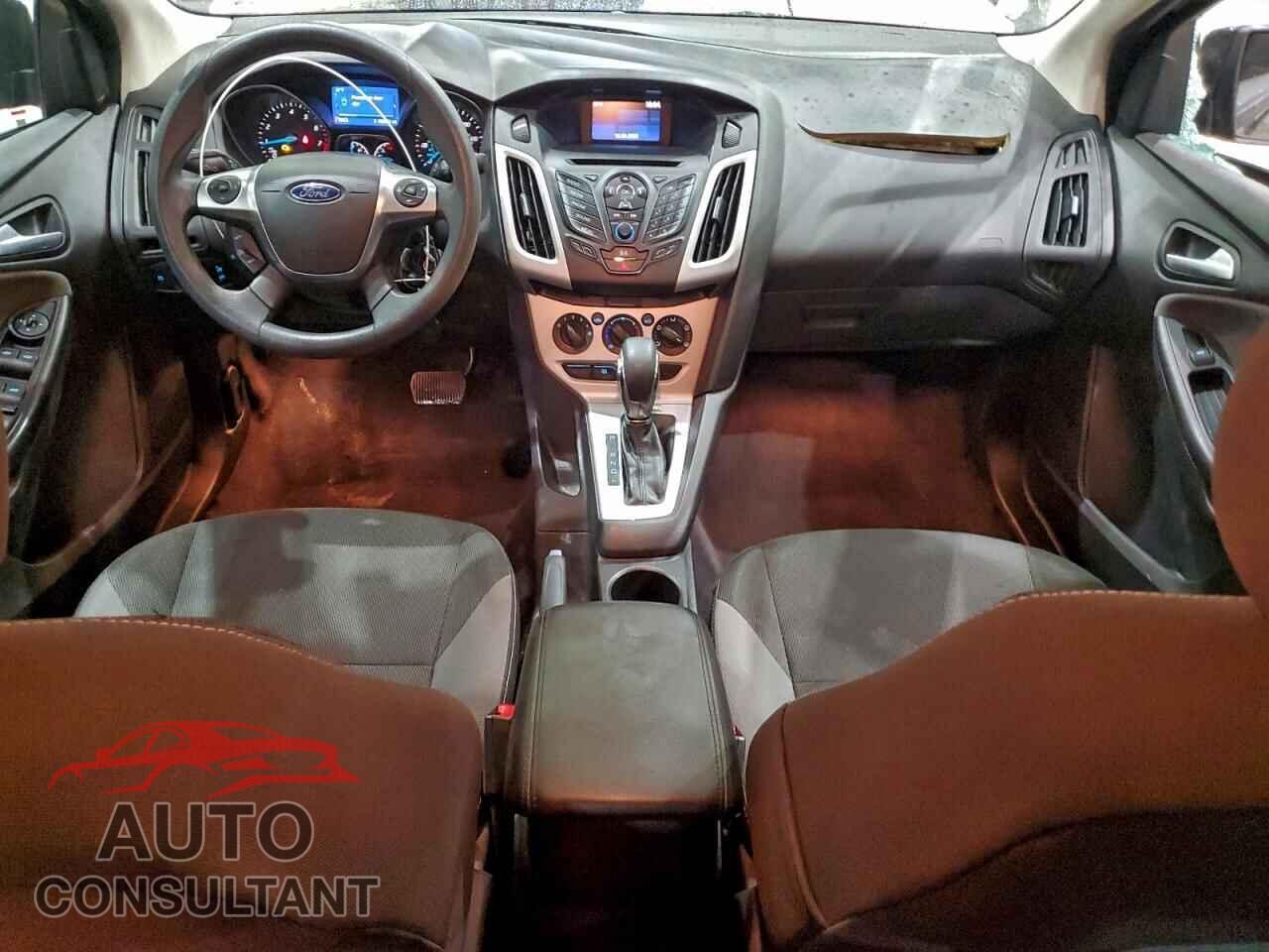 FORD FOCUS 2014 - 1FADP3F2XEL414972