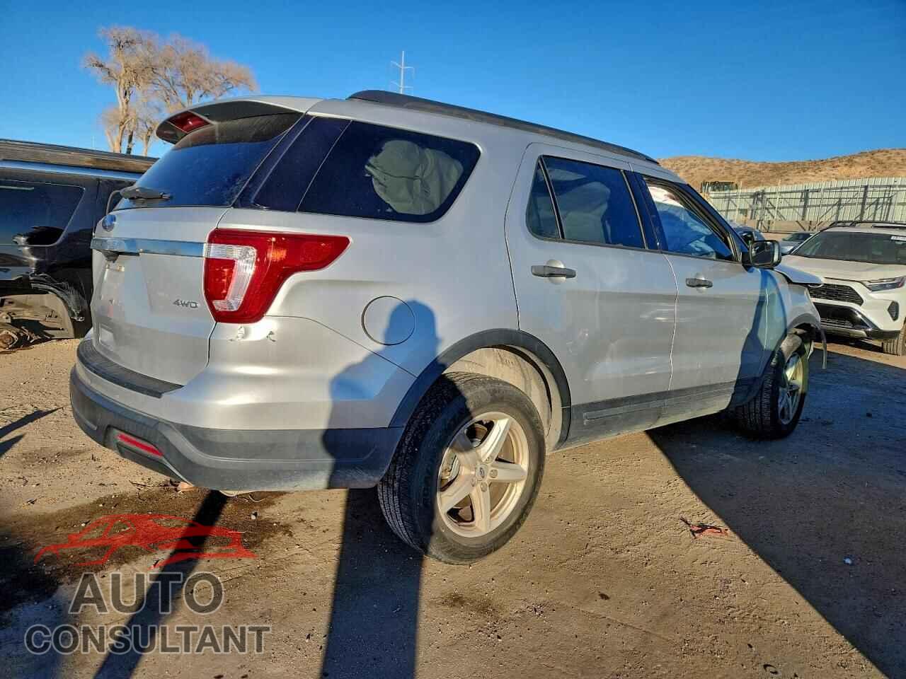FORD EXPLORER 2018 - 1FM5K8B87JGB31092