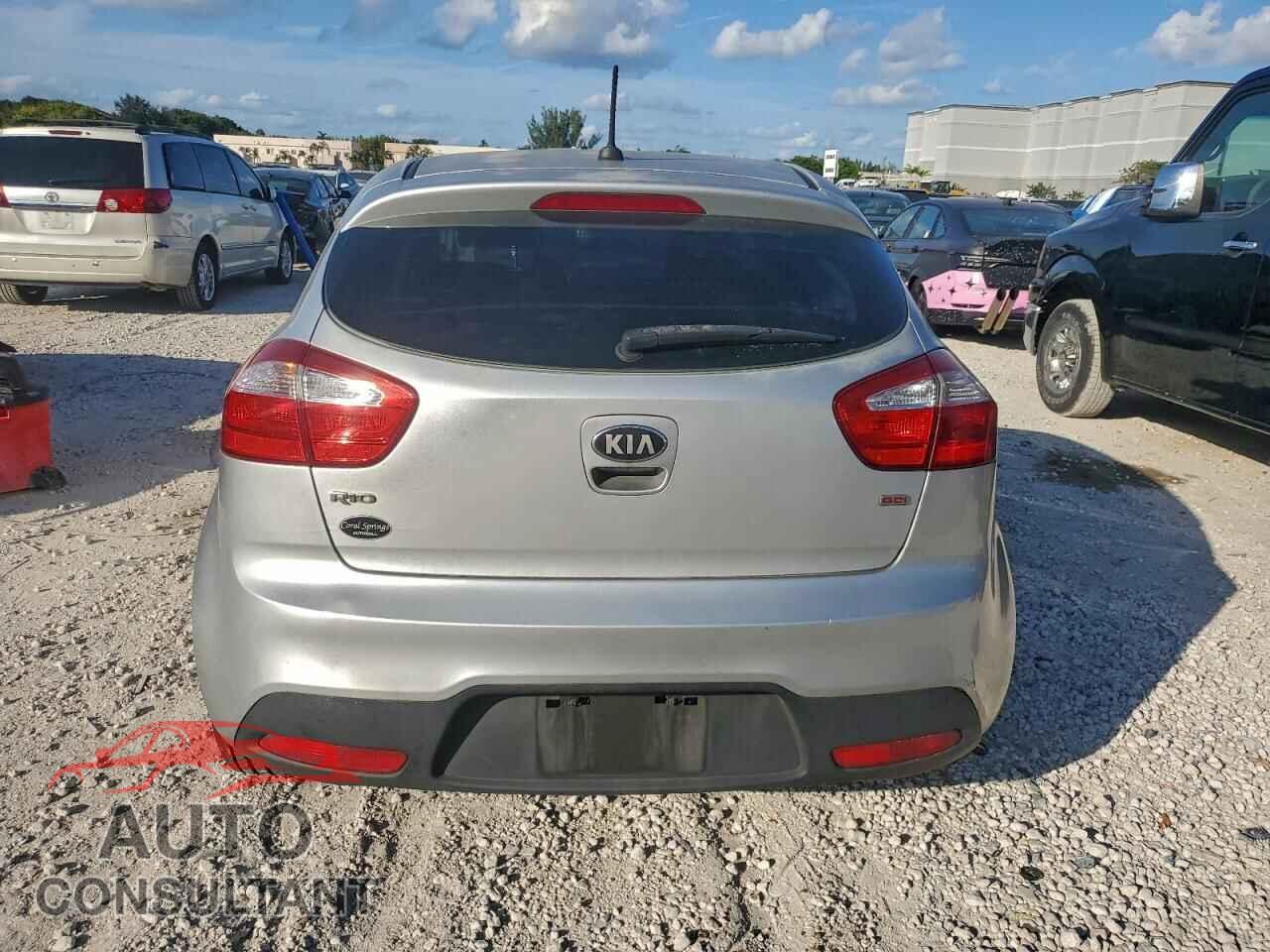 KIA RIO 2014 - KNADM5A32E6401143