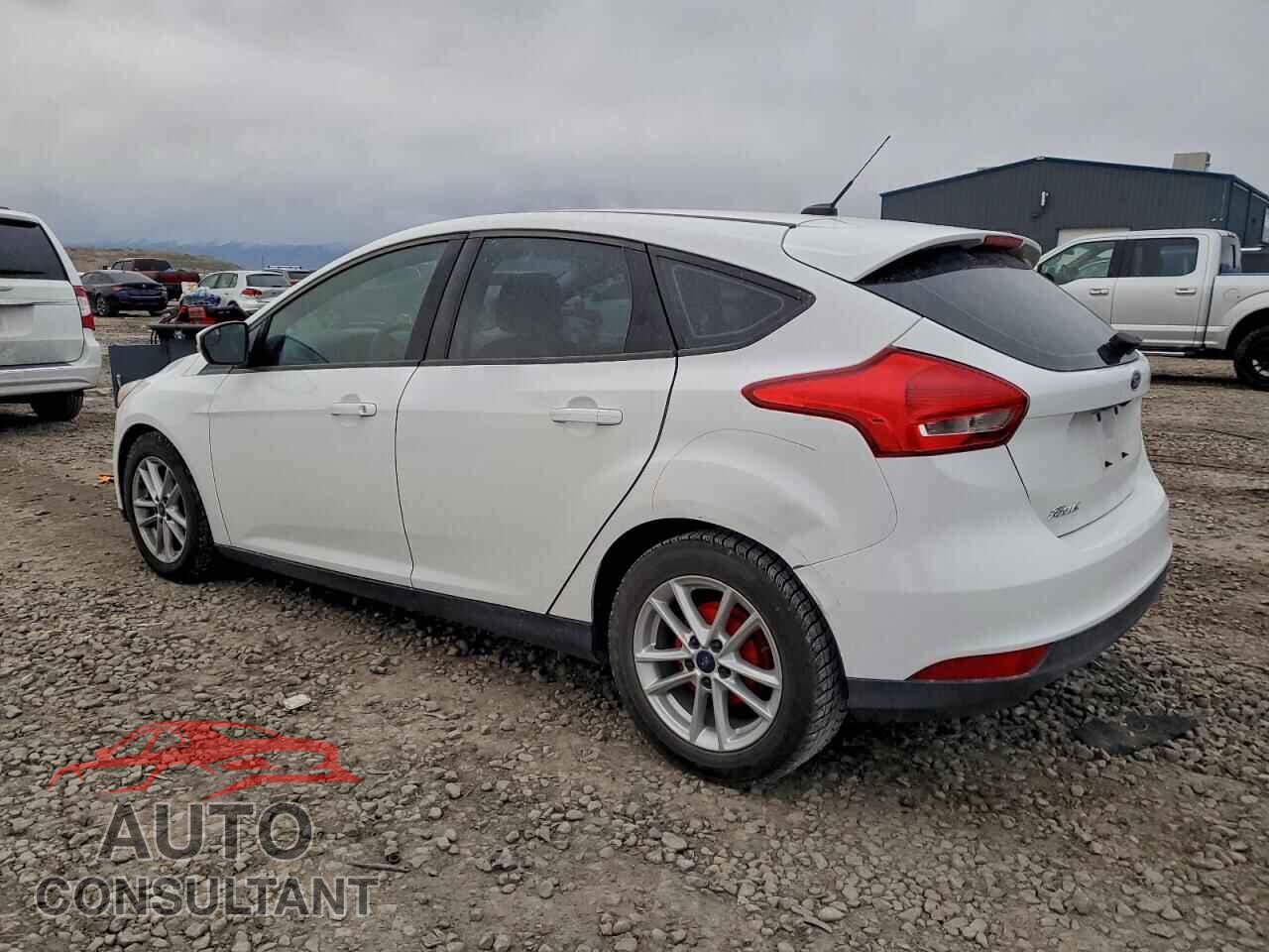 FORD FOCUS 2015 - 1FADP3K29FL324042