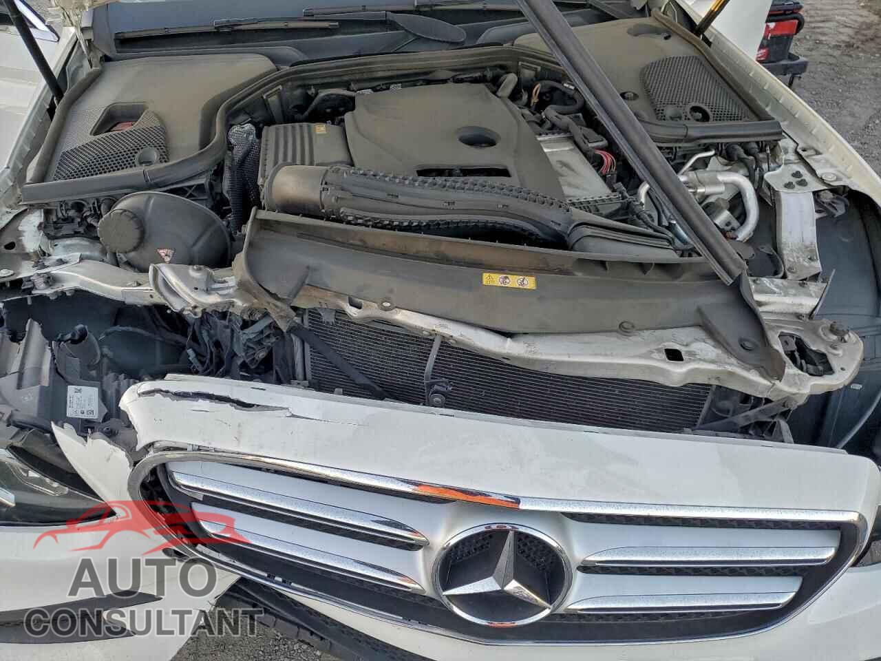 MERCEDES-BENZ E-CLASS 2018 - WDDZF4JB5JA463301