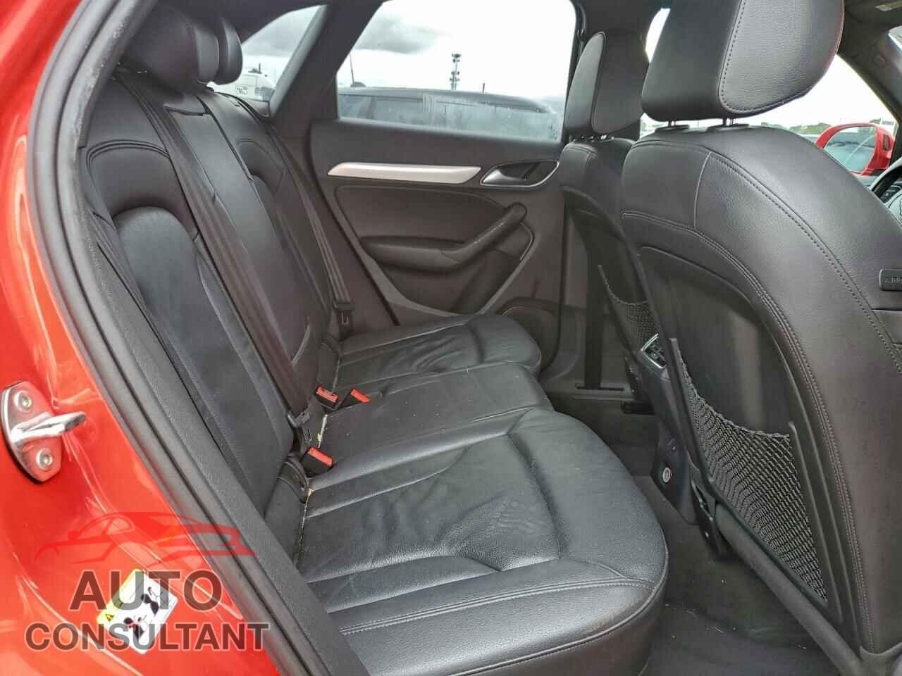 AUDI Q3 2016 - WA1BFCFS5GR010430