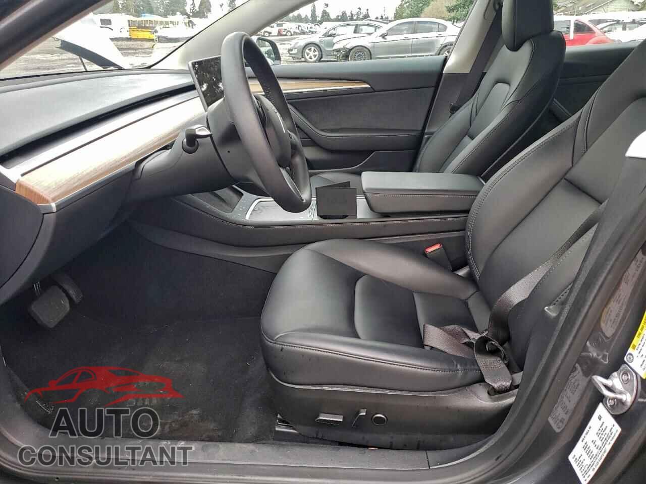 TESLA MODEL 3 2023 - 5YJ3E1EA5PF674937