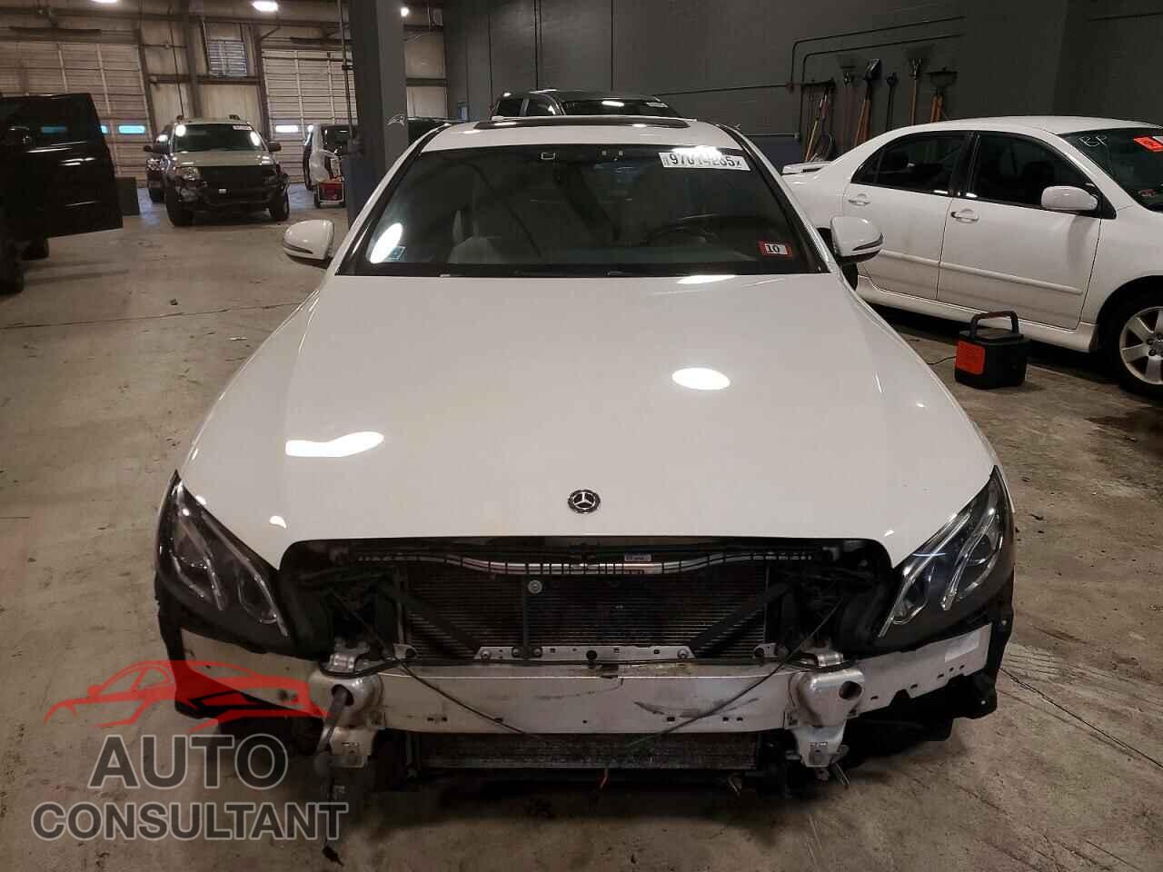 MERCEDES-BENZ E-CLASS 2017 - WDDZF4KB3HA243678