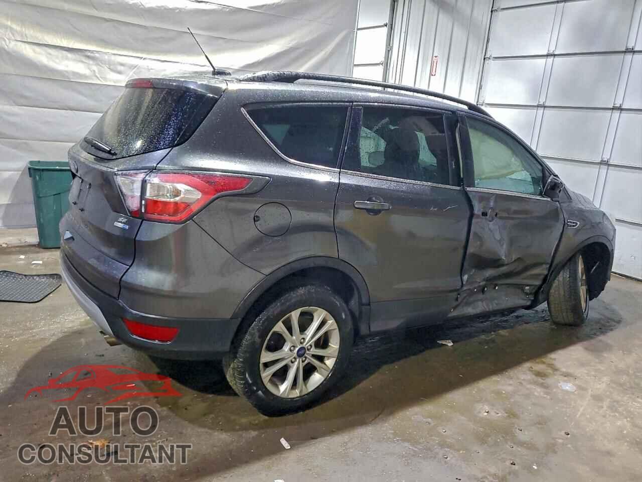 FORD ESCAPE 2017 - 1FMCU9GD3HUB06540