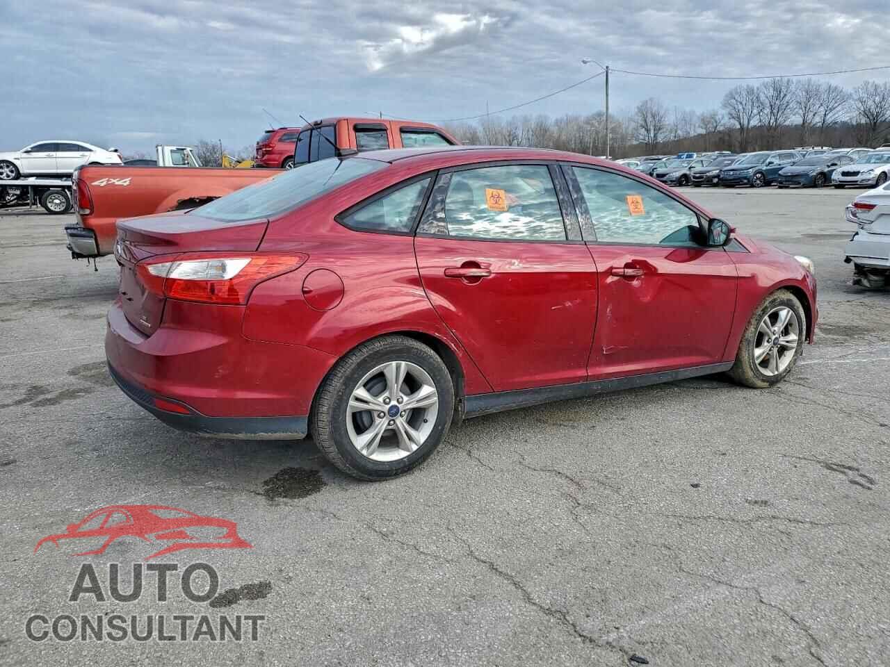 FORD FOCUS 2014 - 1FADP3F23EL182585